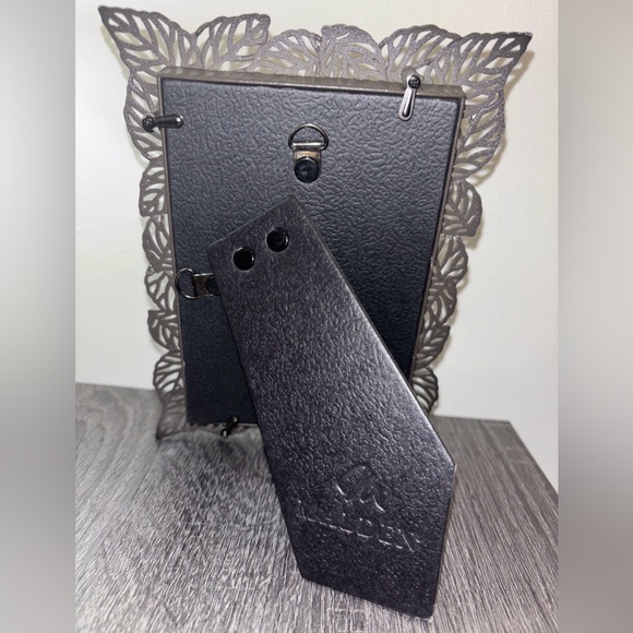 Malden Frame Pewter Leaf Standing‎ Photo Frame Metal Heavy - Picture 3 of 12